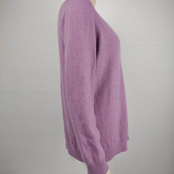 L.L. Bean light purple 100% Cashmere V-Neck pullover sweater ladies XL X-Large - Picture 3 of 7
